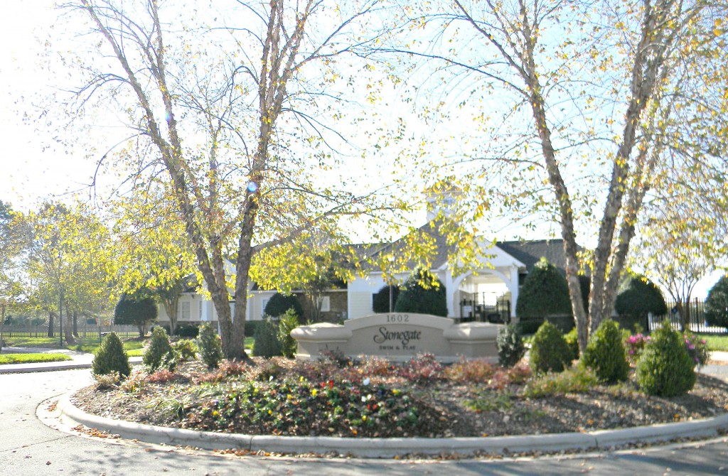 Amenity Center